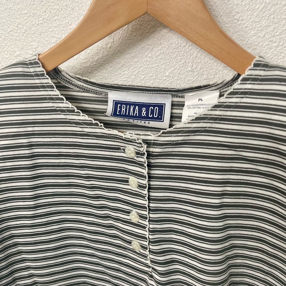 Green and White Short Sleeve Button Down Shirt Size Petite Large